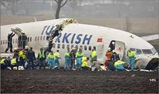 Avião cai durante o pouso em Amsterdã queda de aviao